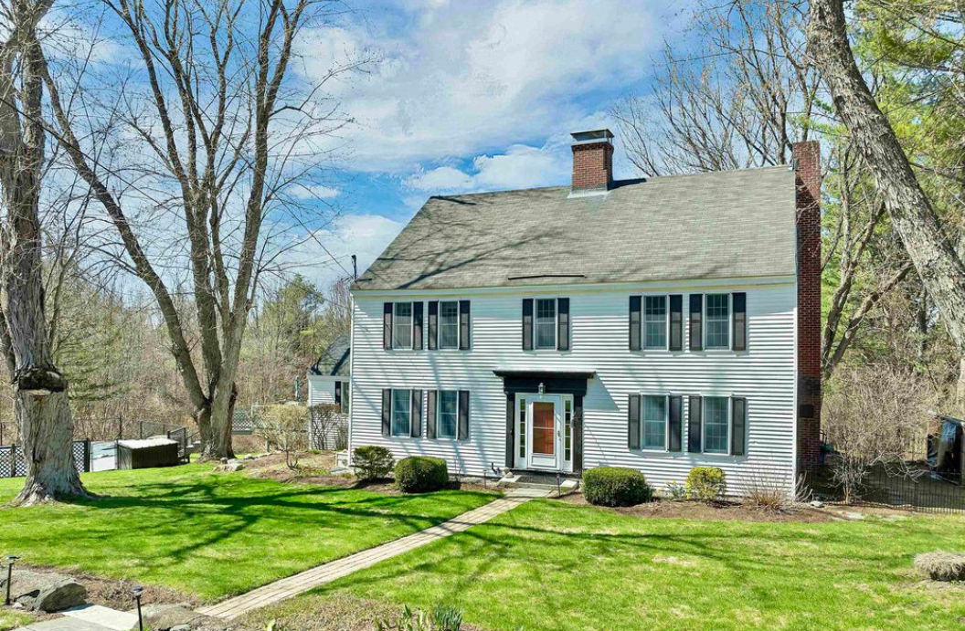 Property photo 1 of 1